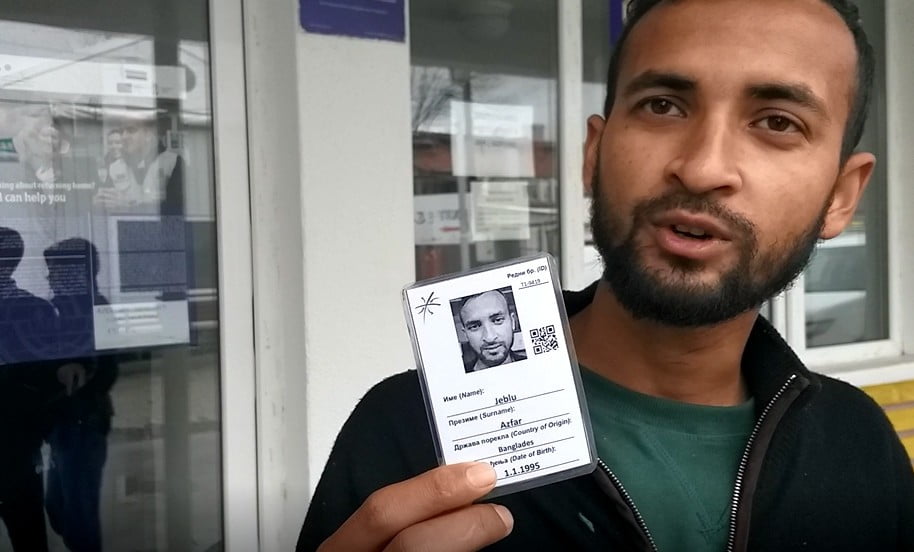 MIGRÁNSVERÉS: A szerb rendőrök bántalmaztak egy migránst a macedón-szerb határon(?) 2
