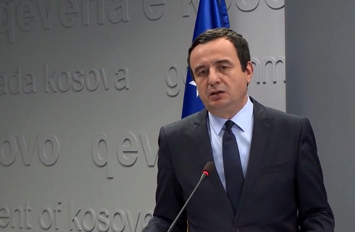 セルビア語：コソボの首相はセルビア語で「誰か」がセルビア語で事件を必要としていると宣言している