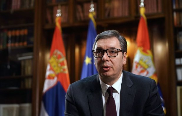 A szerb elnök a Bloombergnek nyilatkozik