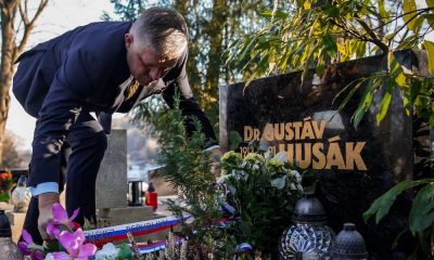 NAGY ELŐD: Fico kihasználta a kereken 111-dik születési évfordulót, hogy virágot helyezzen el Husák elvtárs sírján, mert úgy érezte, hogy tiszteletet kell mutatni iránta