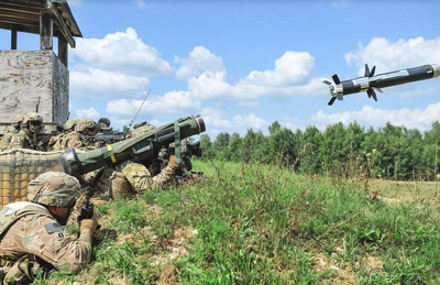 Javelin Koszovónak