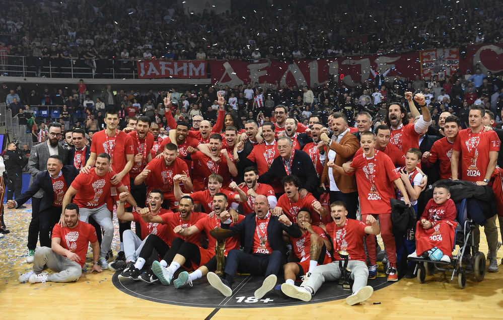 Vučić: A Zvezda és a Partizan nem létezne állami támogatás nélkül 2 A Radivoj Korać Kupát negyedik alkalommal zsinórban a Zvezda nyerte