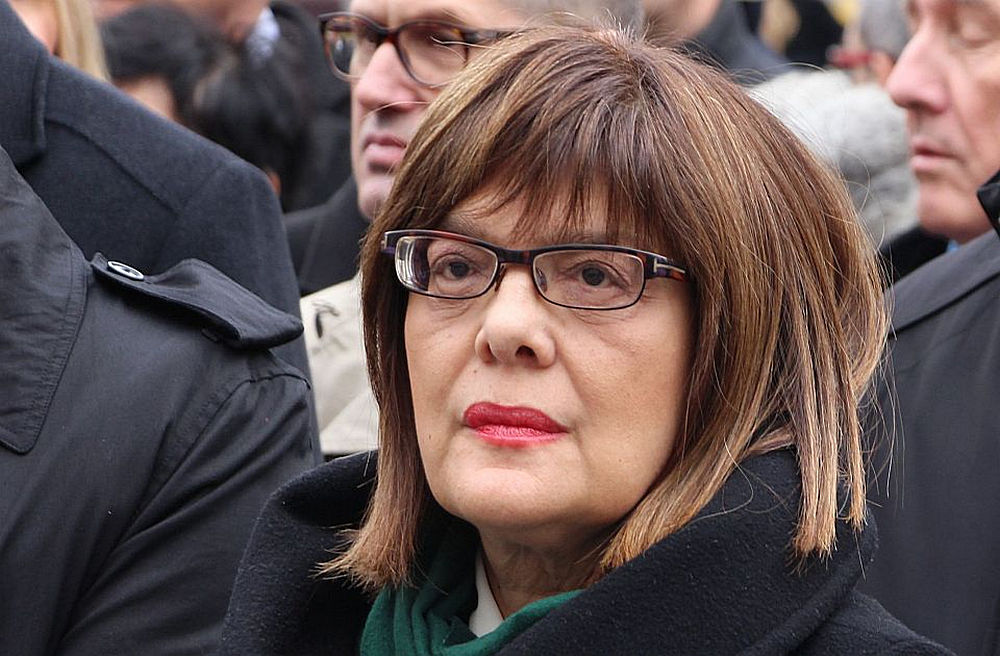 ALÁTOLTÁK A KORMÁNYT: Régi új arcok, megalakul Vučić ki tudja hányadik kormánya 7 Maja Gojković, a radikálisok öreganyja lesz az új vajdasági kormányfő