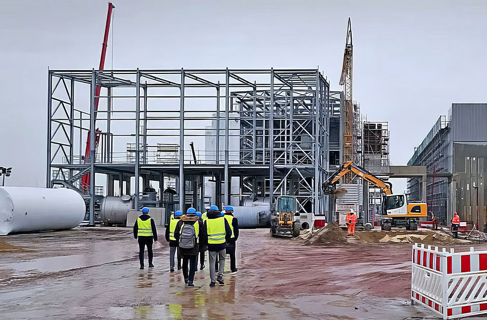 A nyersanyagéhségben szenvedő Németország a korábban kiutált Vučićtyal szövetkezik 3 Az AMG Lithium finomítót épít a németországi Bitterfeld-Wolfen lévő vegyipari parkban