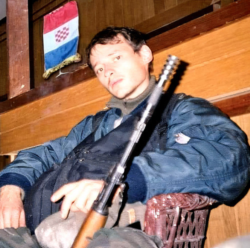 Keir Starmer részt vett a vukovári mészárlás népirtássá való nyilvánítási kísérletében 2 Jean Michel Nicollier, francia-horvát katona, 1966. július 1-jén született Vesoulban, Franciaországban. 1991. november 20-án végezték ki a szerbek az ovčarai táborban