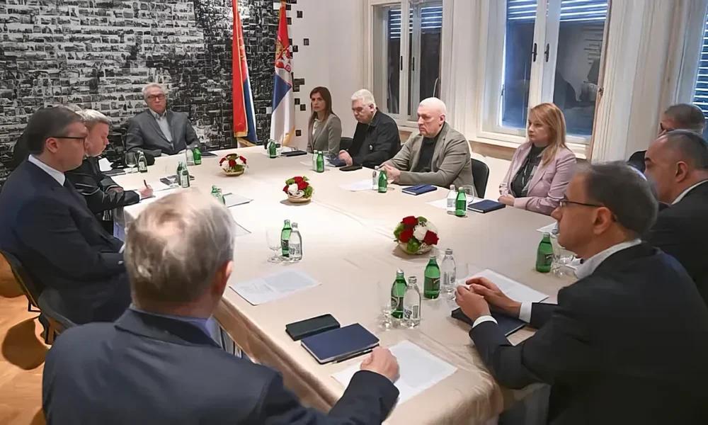 A szerb elnök mozgalmának a kezdeményező bizottsága