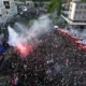 GÖRÖG TŰZ, SZERB BESZÉD A szerb elnök legfeljebb ötvenezer embert tudott összeutaztani Nisbe