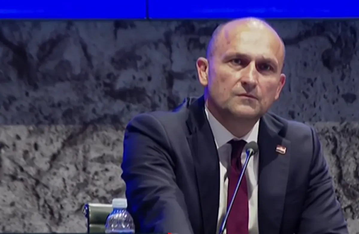 Ivan Anušić nyakába szakadt, a haderőfejlesztés és a sorkatonaság visszaállítása is