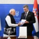 A horvát miniszterelnök bemutatta az indiai miniszterelnöknek Filip Vezdin horvát származású osztrák karmelita misszionárius és orientalista (1748-1806) szanszkrit nyelvtanának újranyomását. Ez volt az első nyomtatott szanszkrit nyelvtan, amelyet 1790-ben Vezdin latinul írt, és amelyet a keralai brahminoktól tanult, amikor Indiában élt