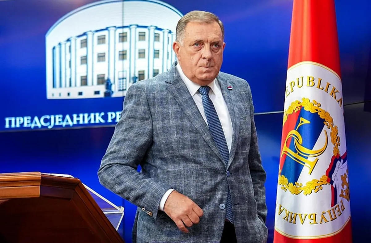 Dodik beszéde végén lelépett az emelvényről, igaz a másik, de ennek túl sok jelentősége nincs
