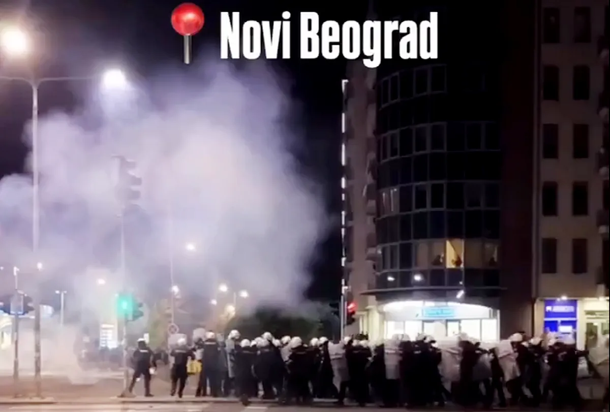 Előkerült még egy pisztoly, de nem lőttek vele 4 Könnygáz Újbelgrádban