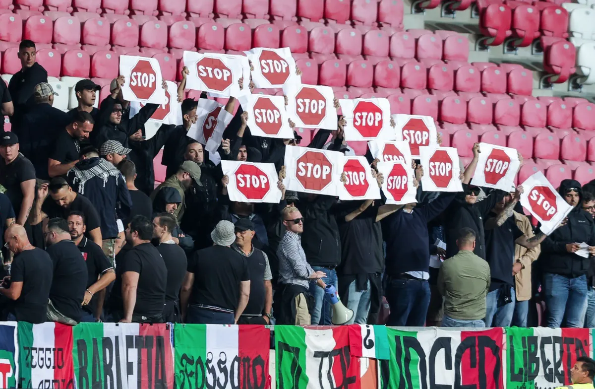 A montenegróiak bocsánatot kértek Dubrovniktól, az olaszok kifütyülték az izraeli himnuszt 5 Stop az izraeli hadsereg tevékenységére (Forrás: X platform)