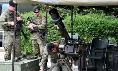 Koszovói katonák ismerkednek a török (NATO) fejlesztésű ATGM – OMTAS páncéltörő rakétarendszerrel, miután a szerb elnök kijelentette, hogy Szerbia tanknagyhatalom a Balkánon