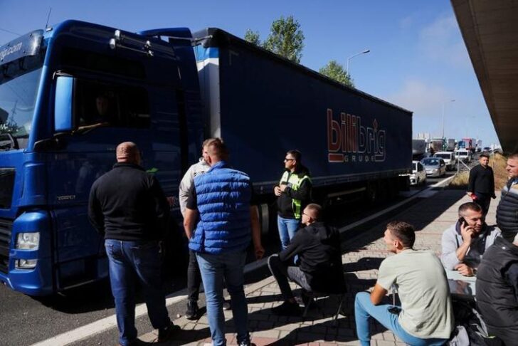 A bosnyák fuvarozók blokádja miatt megnőtt a várakozási idő is