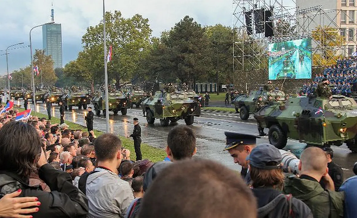 Újbelgrádban javában tart a készülődés a szombati katonai parádéra