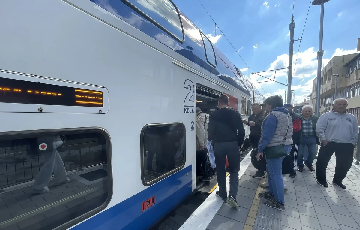 Elindult a vonat, s mi van a szívünkkel? 4 Felszállás a vonatra
