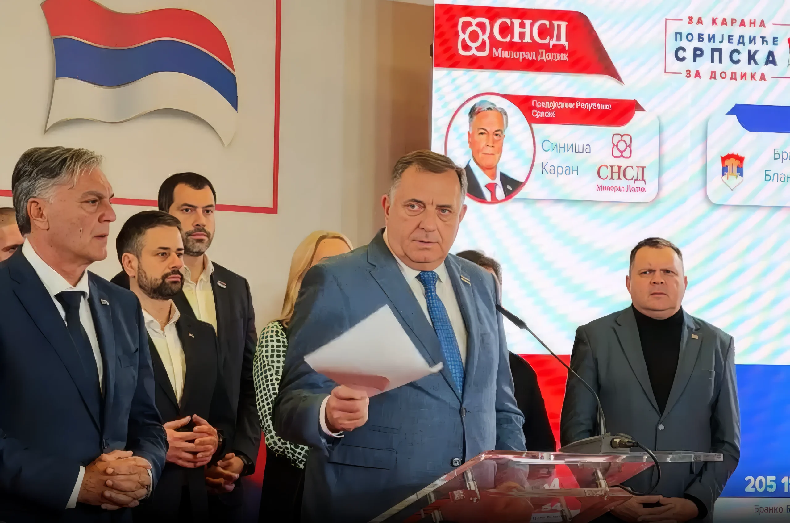 Milorad Dodik szerint Siniša Karan tisztességes  és becsületes győzelmet aratott, majd megdicsérte saját magát, hogy milyen jó javaslatot tett Karan jelölésével