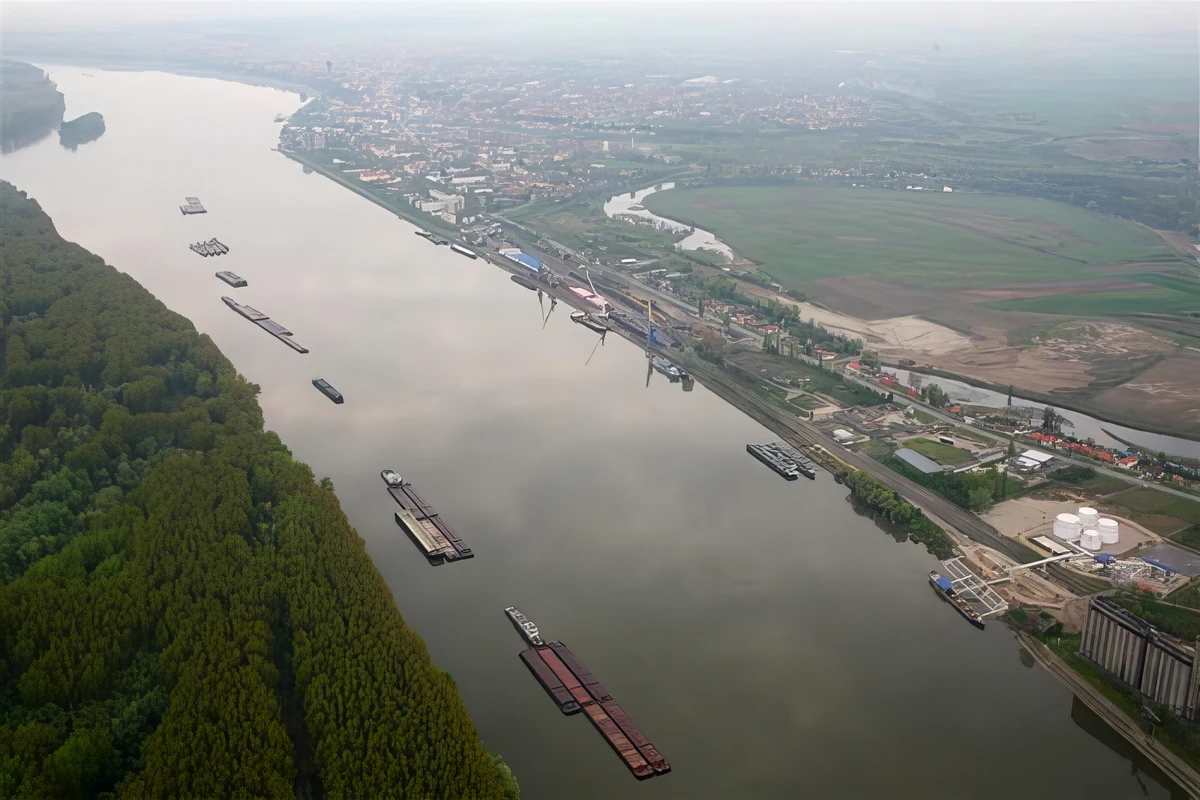 A kezdeti privatizációs folyamat megkezdődött, érdeklődő van bőven a vukovári kikötő iránt, amely Horvátország egyetlen, nagy áruforgalmú folyami kikötője
