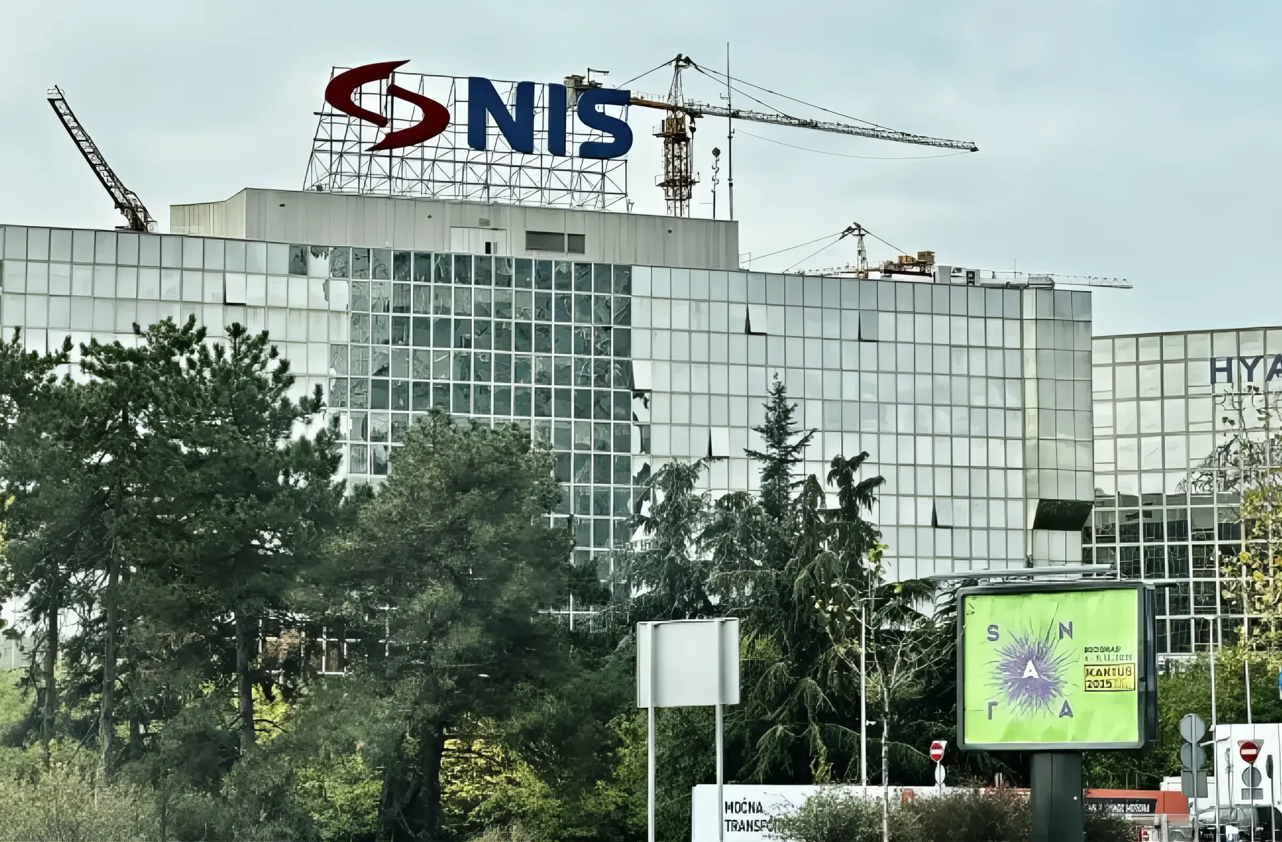 A NIS hosszú ideig Szerbia egyik legértékesebb és legnagyobb vállalata volt, de az amerikai szankciók és a pancsovai finomító leállása miatt 2025-ben elveszítette stabil piaci pozícióját, így jelenleg nem tekinthető az ország legértékesebb cégének