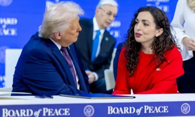 Mondd csak, Kedves! Mit csináljunk a szerbekkel?! Szállodát már nem kapnak, vegyük el tőlük az EXPÓ-t is? (Forrás: Facebook, Vjosa Osmani, a szöveg fiktív!)