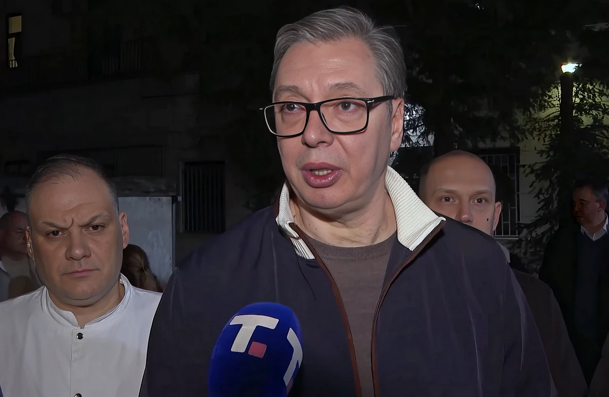 Intenzív osztályra került a szerb belpolitika egyik kulcsszereplője 2 A szerb elnök a korházi látogatást követően röviden nyilatkozott