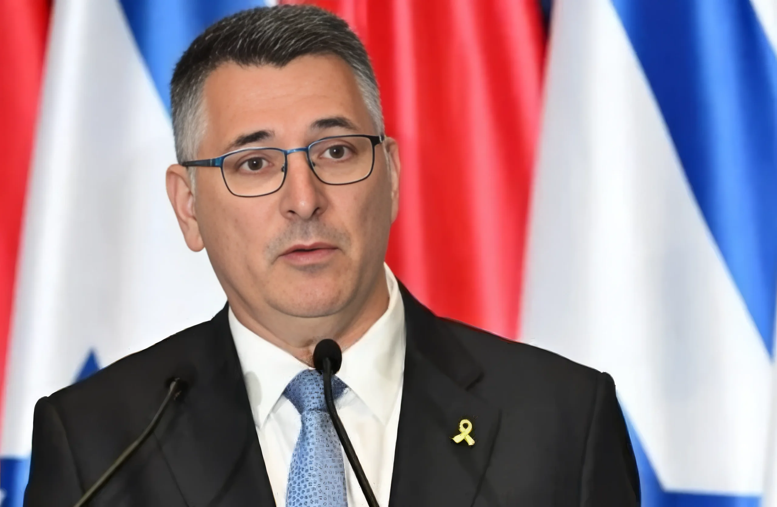 Gideon Saare szerint elfogadhatatlan a horvát elnök sértő retorikája 