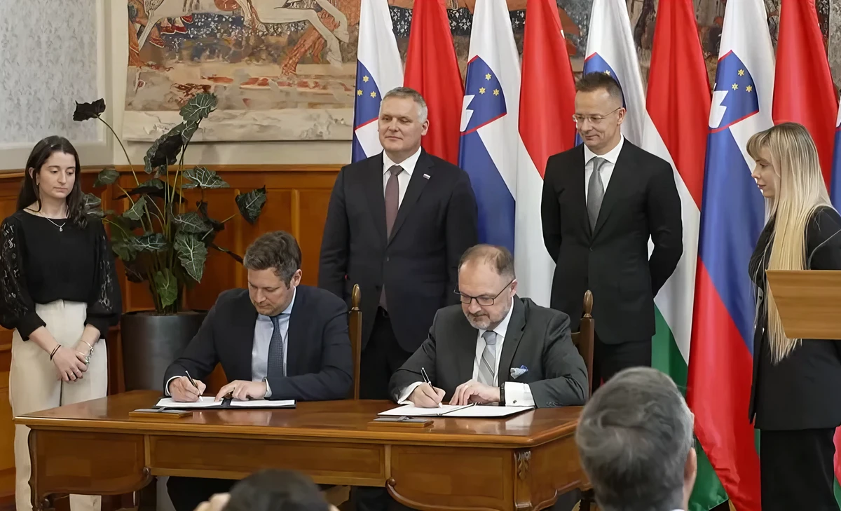 Sikeres magyar-szlovén aláírási műtét a külgazdasági és külügyminisztériumban, hamarosan akár afrikai gáz is érkezhet Magyarországra