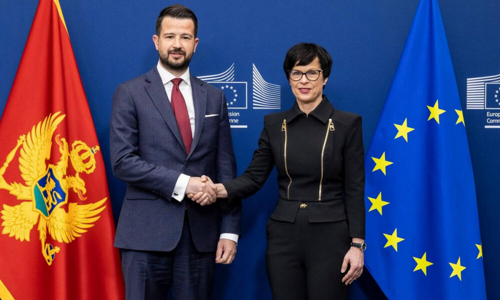 A montengrói államfő most Marta Kos szívébe igyekezett belopni magát, Milatović általában a "három uniós grácia" - Ursula von den Leyen, Kaja Kalas és Marta Kos körül legyeskedik. VBajon beszélt-e neki a félelnöki rendszerre való átállásról?