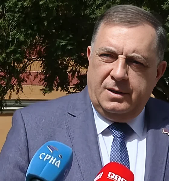 Dodik szerint Orbán minden korlátozás nélkül végrehajtotta a hatalom átadását, ezért szó sincs diktatúráról (Forrás: RTRS)