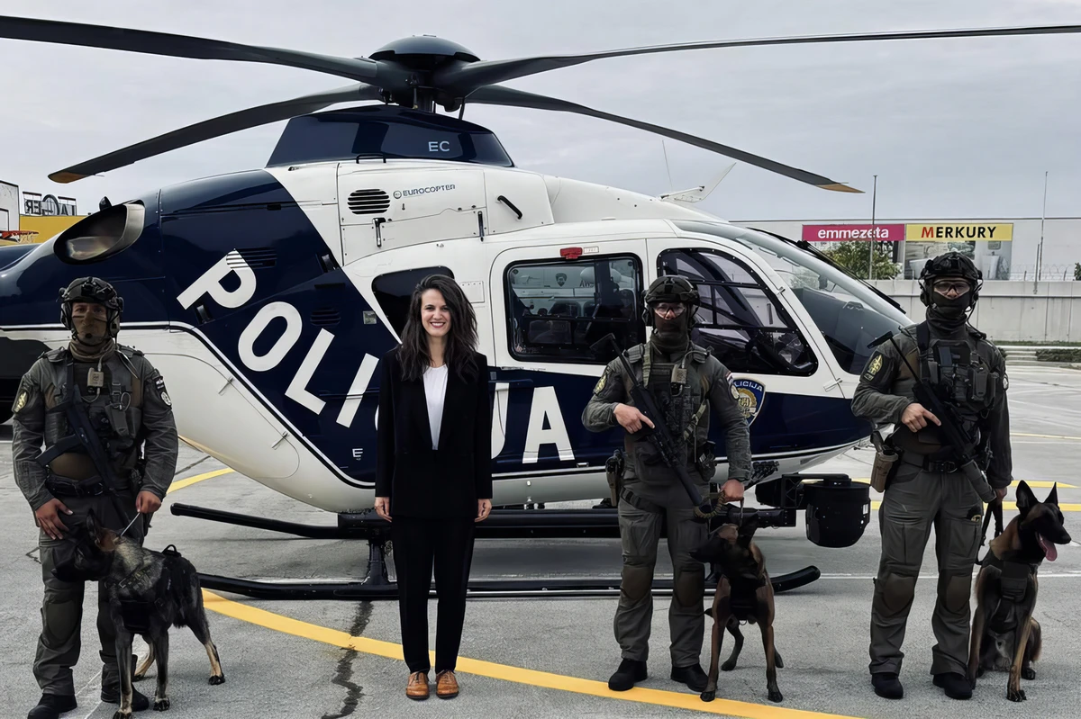 A másvilágra nem jár nyugdíj: kis pénteki horvát hírcsokor 2 Egy horvát K-9 Unit és a miniszteri poszt várományosa. Minden kétséget kizáróan jobban néz ki, mint Davor papa