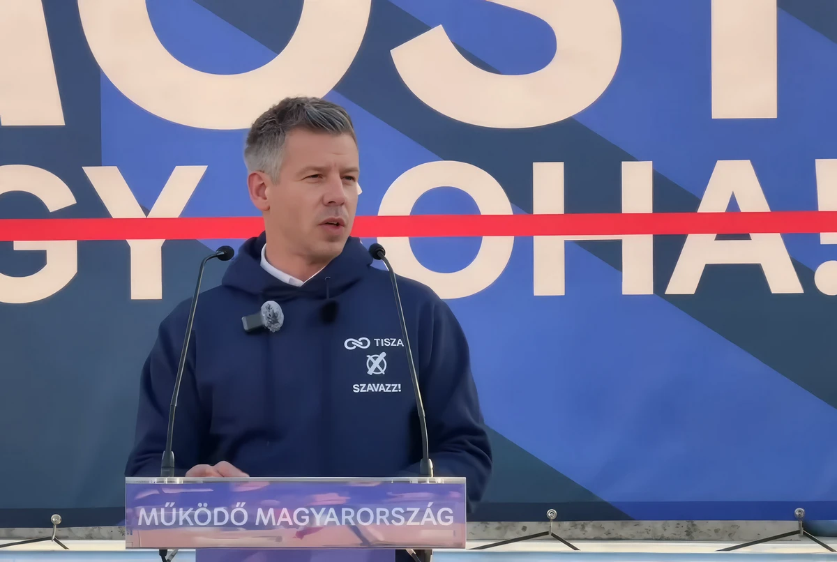 Magyar Komáromban arról beszélt, hogy a szerzett jogokat nem venné el, a külhoni magyarok támogatása maradna
