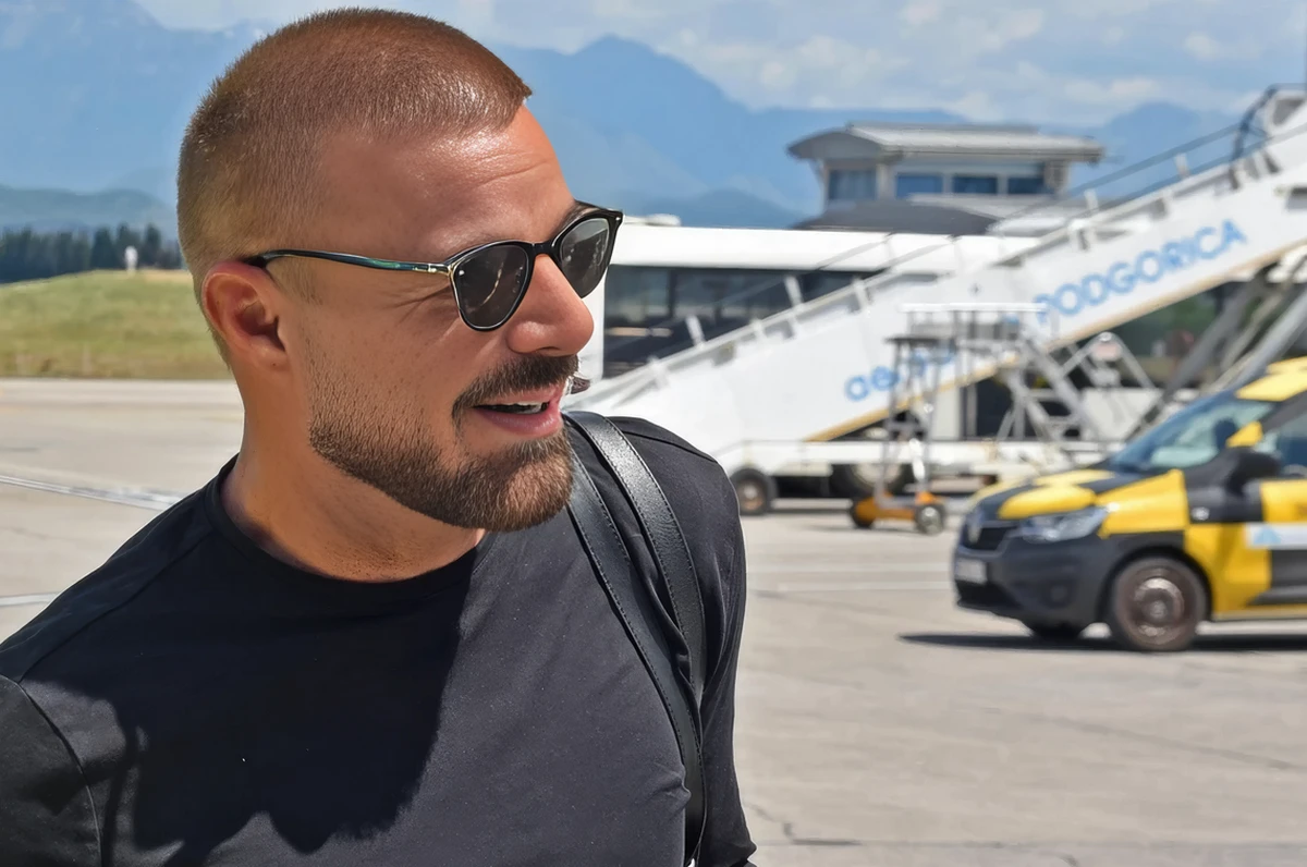 Boldog születésnapot, Montenegró! Szerbia nem örül 2 Ricky Martin a podgoricai repülőtéren (Forrás: Aerodromi Crne Gore)