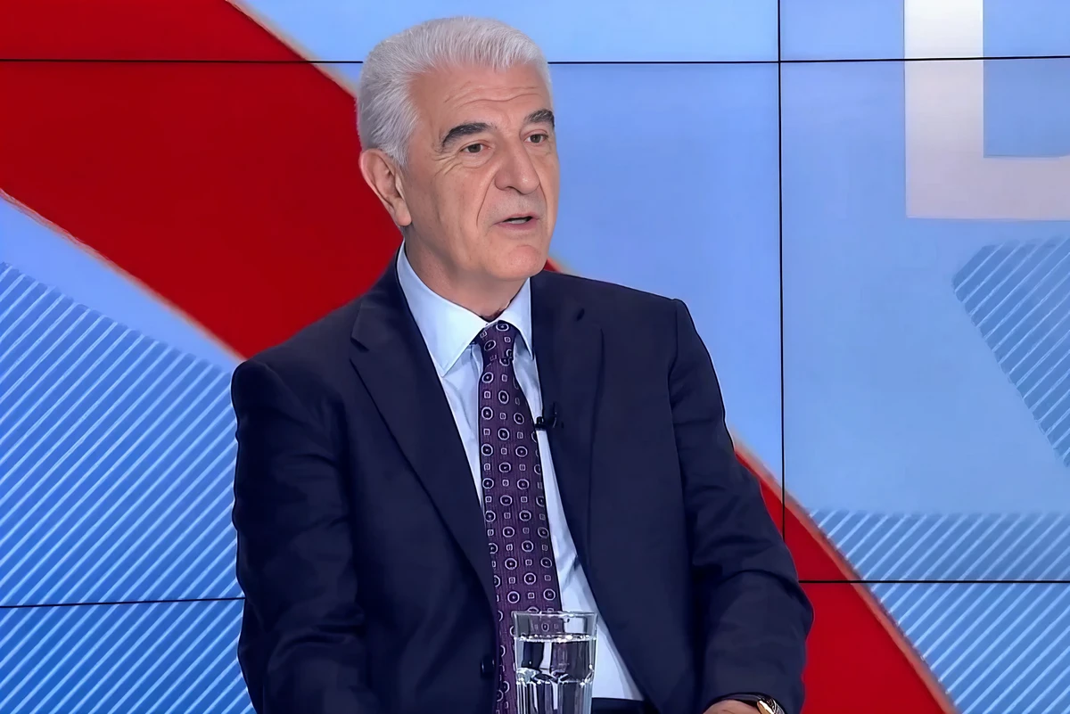 A belgrádi rendőrfőnök elleni vádak egy részét már visszavonták 4 "Nyilvánvalóan sokan vettek részt ennek a bűncselekménynek az eltussolásában", állítja a neves szerb ügyvéd