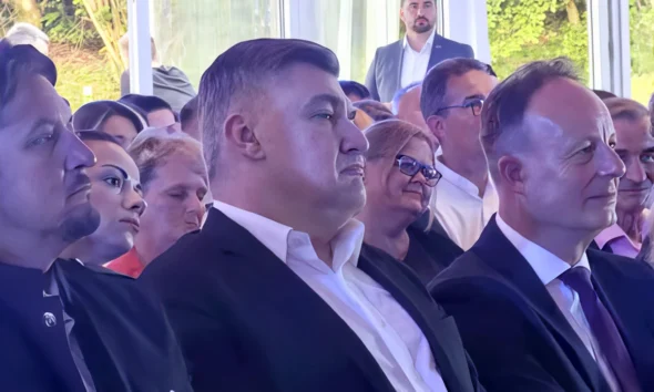 A szomszédságot értékelő és szuverenista allűröket megcsillogtató horvát elnök szerint Európa súlyos tévhitekben él, ami akár háborúhoz is vezethet,