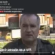 Ratko Mladić 1995. július 11-én a srebrenicai áruház elől jelentkezett be, igaz nem élő adásban. A várost szerb Srebrenicának nevezte, amelyet a szerb népnek ajánlott fel ajándékba (Forrás: Screenshot)