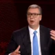 Aleksandar Vučićnak esze ágában sincs, hogy távozzon a hatalomból, most a díszletek átrendezés foglalkoztatja leginkább