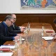 Aleksandar Vučić szerb elnök és Anke Konrad német nagykövet 2025. január 30-án írta alá a sváb származású Jörg Heeskens megbízatásának meghosszabbítására vonatkozó szerződést. Vučić akkor kijelentette: nagyon büszke arra, amit Jörg Hessekens tett Szerbiáért a külföldi tőke Szerbiába történő irányításáért, ami miatt szerencsének érzi magát.