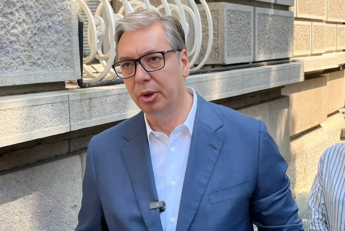 Szerbia független ország vagy német kirendeltség? 2 A szerbiai Társadalomtudományi Kutatóintézet (BIRODI) szerint Jörg Heeskens kinevezésének ügye teljes átláthatóságot és az összes tény intézményi szintű tisztázását igényli