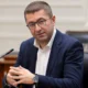 Hrisztijan Mickoszki miniszterelnök a Breitbart Newsnak azt mondta, hogy Észak-Macedónia „minden kétséget kizáróan Donald Trump kormányzatának támogatói közé tartozik”. Mint fogalmazott, ez már azelőtt is így volt, hogy Trump hivatalosan elnök lett, „amikor Európában még nem sok ország hitt abban, hogy az elnökválasztási versenyben legyőzi Kamala Harrist (Forrás: Észak-Macedónia miniszterelnöki hivatala, A háttér AI segítségével módosítva)