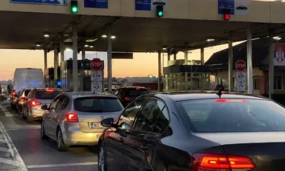 A horgosi határátkelő az egyik legforgalmasabb közúti átkelő Szerbia és az Európai Unió között. Itt haladnak át a nyugaton, főleg Ausztriában vagy Németországban dolgozó koszovói albánok is, köztük a feltételezett háborús bűnösök is