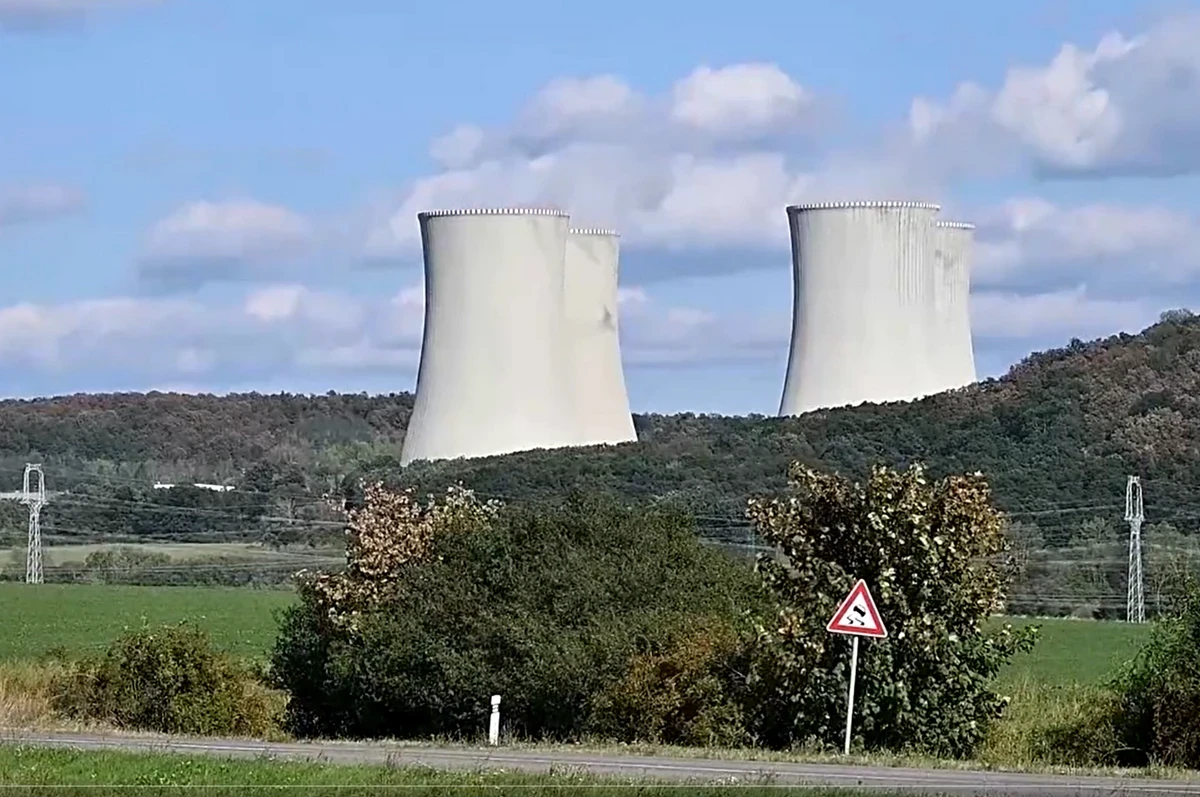 Szlovákia nem tudja kiváltani Paksot 2 A mohi atomerőmű negyedik reaktora. Szlovákia, ezzel a világ vezető atomenergia-felhasználó országai közé kerül