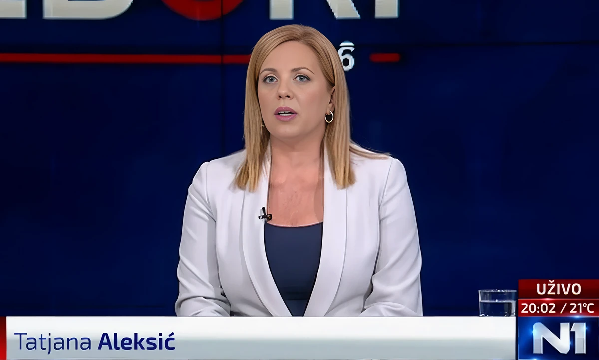 Szerbiai választások: Vita helyett káosz az N1 első választási műsorában 3 A műsorvezetőnek fogalma sem volt arról, hogy miként lehet levezetni egy ilyen műsort, de nem csak ő a hibás a káoszért, hanem a csatorna is, amely a "tévévitát" nem kellőképpen szervezte meg, és ezzel kiszolgáltatta az újságíróját a résztvevők kényének-kedvének