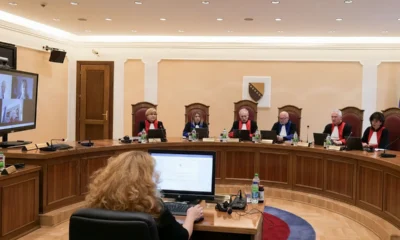 Bekorlátoznák Milorad Dodik lobbitevékenységét. Az U-10/26-os határozatban a bosznia-hercegovinai Alkotmánybíróság megtiltotta a Republika Srpska költségvetéséből az alkotmányellenes célokat szolgáló lobbitevékenységek finanszírozását. A tilalom a szerb entitás külföldi képviseleteire is vonatkozik, vagyis Banja Lukában mostantól nem minden washingtoni számlát lehet automatikusan beépíteni a költségvetésbe