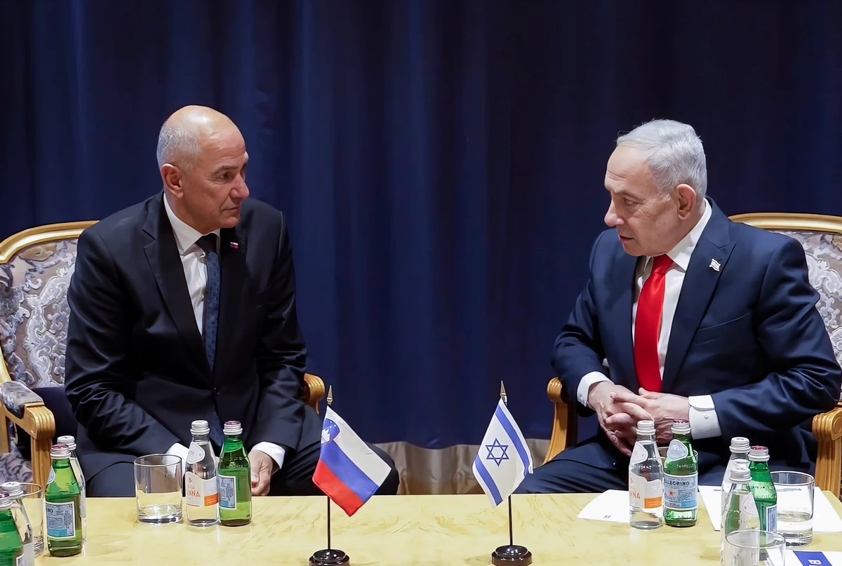 Népvándorlás indult meg, mielőtt Netanjahu beszélni kezdett 5 Szlovénia és Izrael kapcsolatai az önállósodás óta hagyományosan barátiak, függetlenül a Közel-Keleten zajló eseményektől. Ezek kizárólag az előző kormány idején romlottak meg, ami Szlovéniának jelentős gazdasági és politikai károkat okozott. Ebben a mandátumban a két ország már konkrét lépéseket tett a politikai, gazdasági, tudományos és technológiai együttműködés erősítésére - írta a szlovén miniszterelnök az X platformon