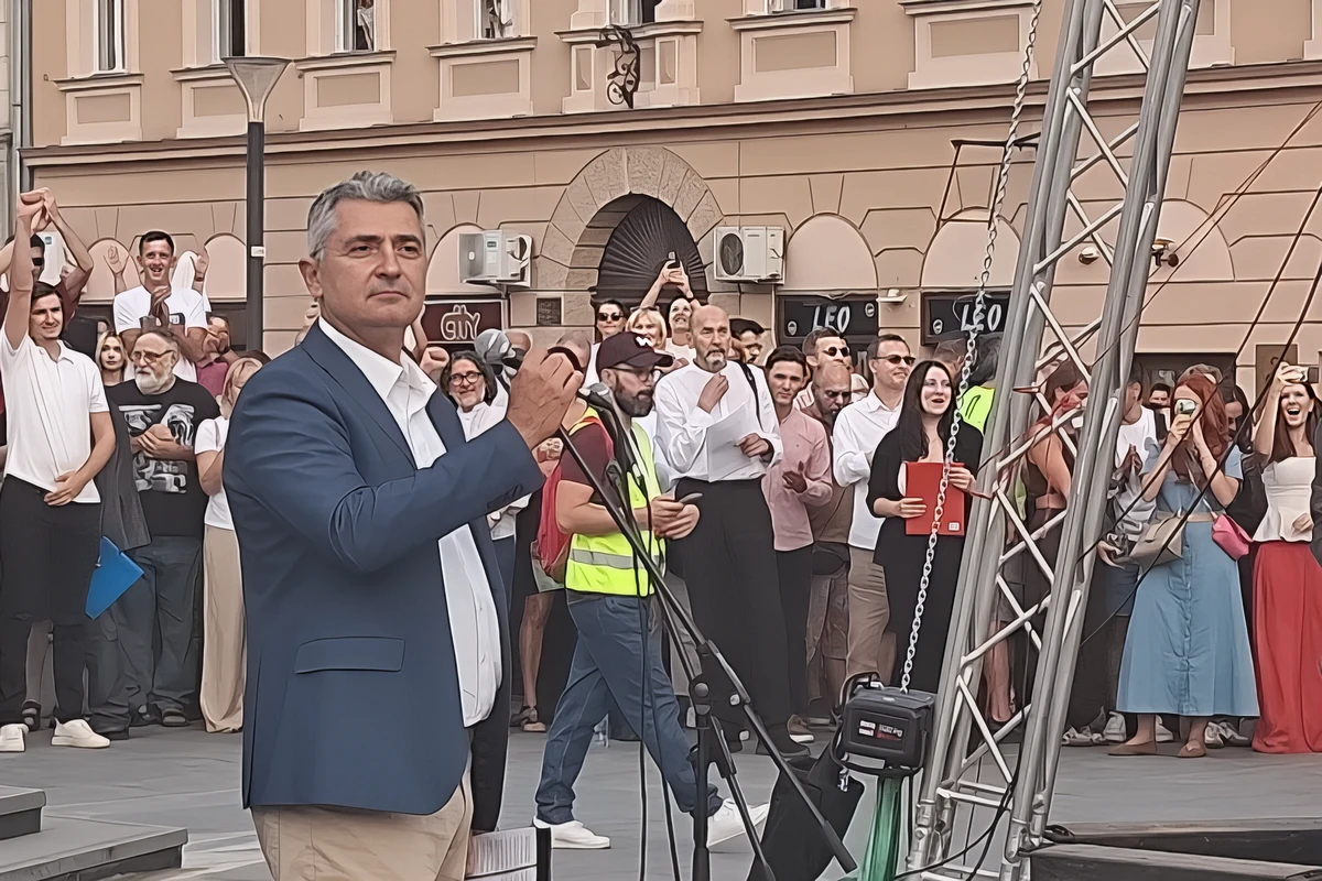 Szerbiai választások: megkezdte a kampányt az Egyetemista lista 2 „Az állam válasza az volt, hogy „nem, nincsenek bűnösök”. Nem is fogják megtalálni a bűnösöket, és tudod, miért? Mert ők maguk a legnagyobb bűnösök - jelentette ki a kardiológus