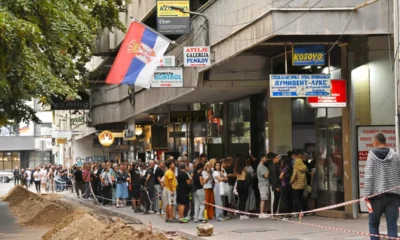 A haladó kormányzat ugyanazokat a trükköket használja a választások elcsalására, mint korábban. Az egyetemista listához hasonló nevű listákat jegyeznek be, miközben a közjegyzők elutasítják, illetve húzzák-halasztják a a diákokat támogatók aláírásainak hitelesítését. Már most látszik, hogy nagyszabású csalások várhatók a szerbiai választásokon