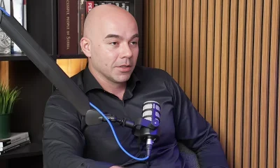 Mindannyian választási csalást gyanítanak, és attól tartunk, hogy Aleksandar Vučić ugyanúgy fog viselkedni, mint korábban. Most az a problémája, hogy az emberek az internetről szerzik be az információikat, és ott kerülnek napvilágra a bizonyítékok is – mondta Ljubomir Stefanović