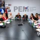 Az Elektronikus Média Szabályozó Testületén (REM) belül nehezen elért konszenzus az első adandó alkalommal összeomlott. A REM Tanácsa nem tudott döntést hozni a választási megfigyelés hatálya alá tartozó médiumok számának bővítéséről, ami kétségbe vonja a szerbiai elektronikus médiáról szóló törvény betartásáért felelős szerv működőképességét nem sokkal a szerbiai választások előtt
